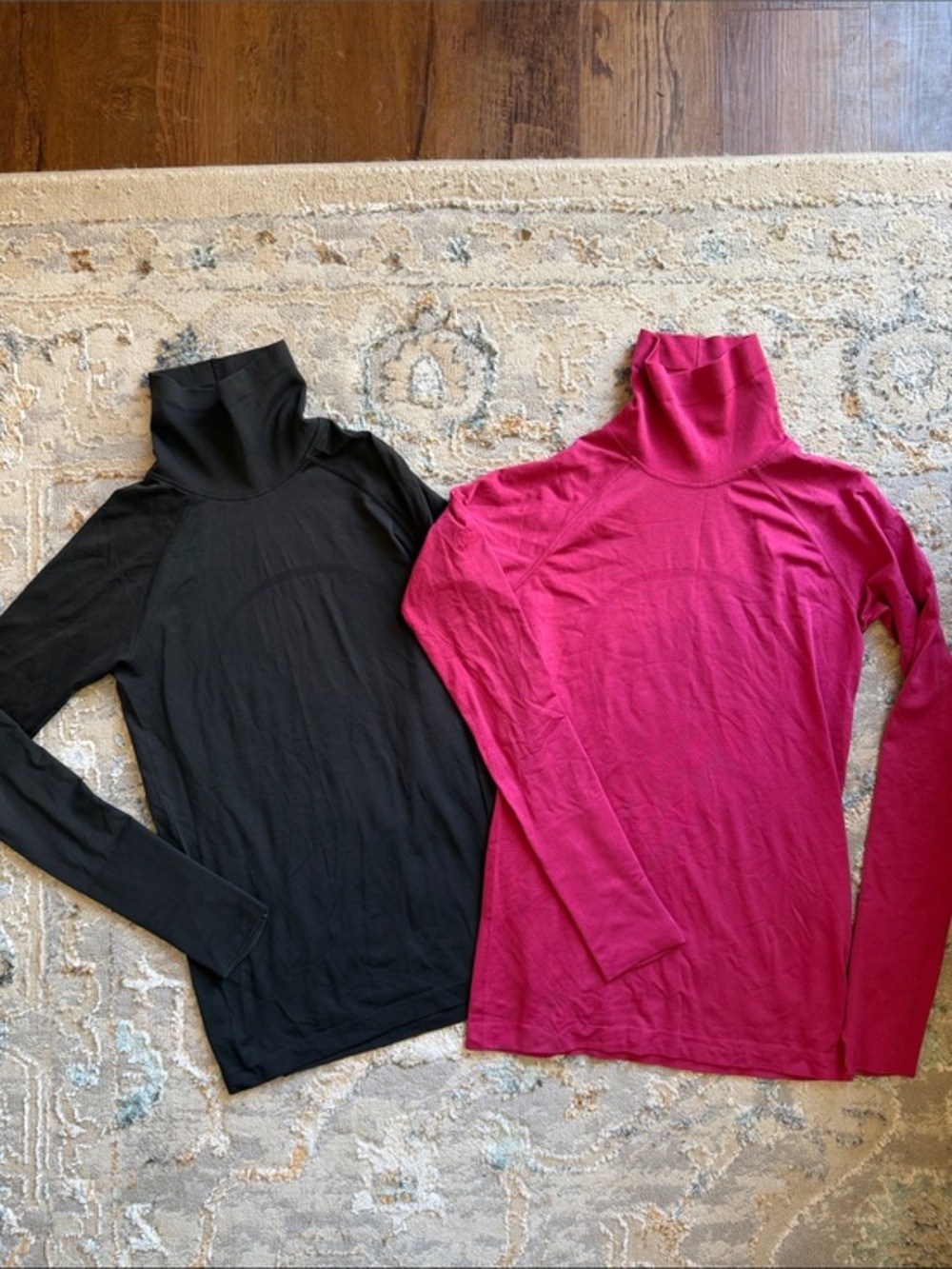 Lululemon Swiftly Speed Turtleneck Long Sleeve bundle